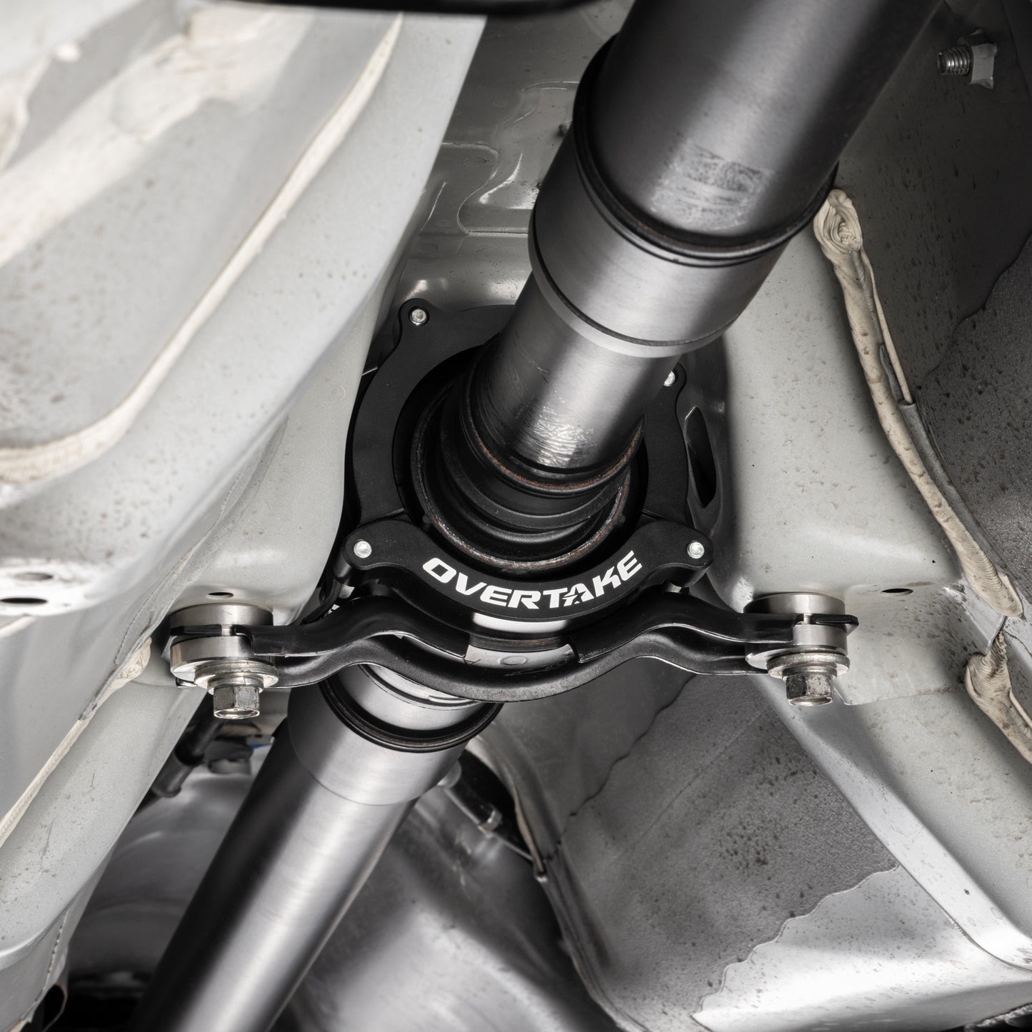 OVERTAKE Driveshaft Lockdown Kit - Subaru 2008-2026 WRX, 2008-2021 STI, 2013-2026 BRZ / 86